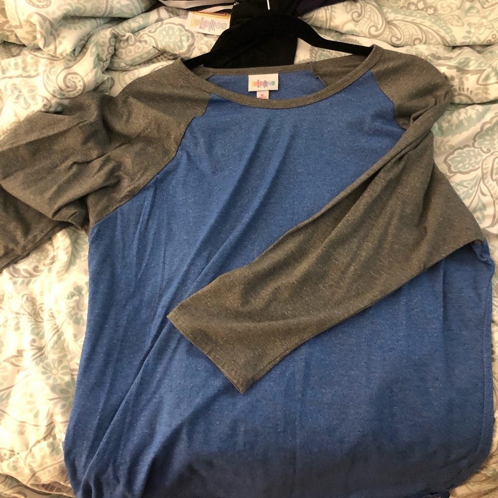 Lularoe randy tee